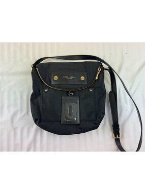 Marc Jacobs Preppy Natasha Women's Black Nylon Medium Crossbody Bag EUC, $198